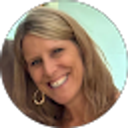 Profile photo of Lauren Maddox