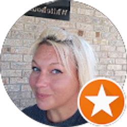 Profile photo of mel H