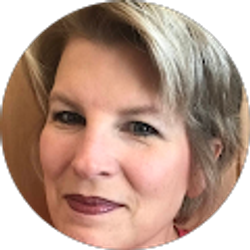 Profile photo of Amy Hovland