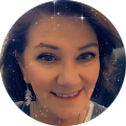 Profile photo of Bonnie Bowles