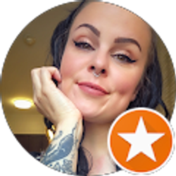 Profile photo of Crystal Fox