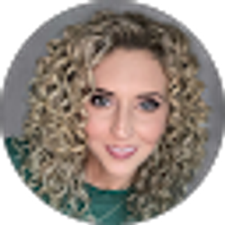 Profile photo of Courtney Griggers