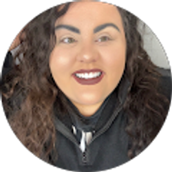 Profile photo of Courtney Riley