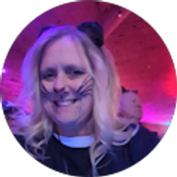 Profile photo of Tara Reinhardt