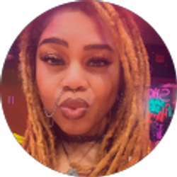 Profile photo of Samantha Key