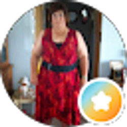Profile photo of Linda Lowinski