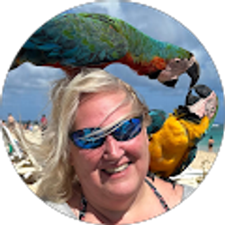 Profile photo of Lisa White