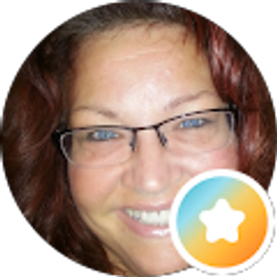 Profile photo of April Hunter