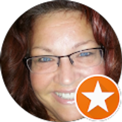 Profile photo of April Hunter