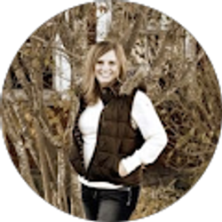 Profile photo of Amanda Johnson