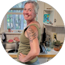 Profile photo of sarah holmes