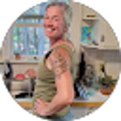 Profile photo of sarah holmes