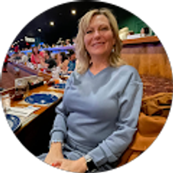 Profile photo of Holly Tinker