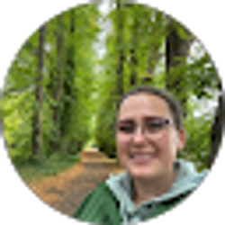 Profile photo of Laurie Dunn