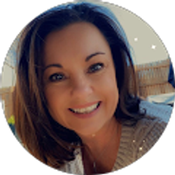 Profile photo of Lisa Valdez