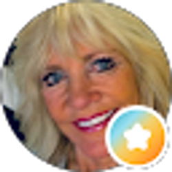 Profile photo of Dazzle Di