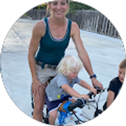 Profile photo of Laura Staab