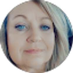 Profile photo of Shelli Carpenter