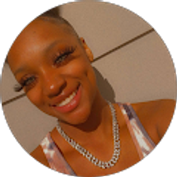 Profile photo of Tori Harris