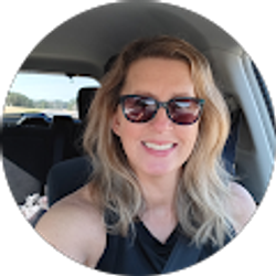 Profile photo of Nicole Moeller