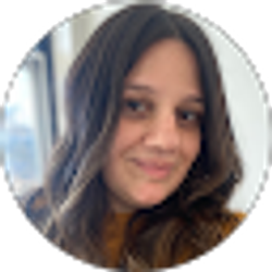 Profile photo of Jo Colagiacomi