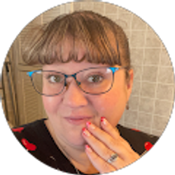 Profile photo of Stephanie Shoemaker