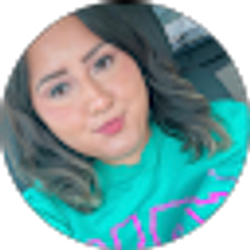 Profile photo of Ashley Garza