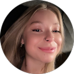 Profile photo of Whitney Hoelting
