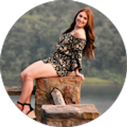 Profile photo of Grace Del Monte