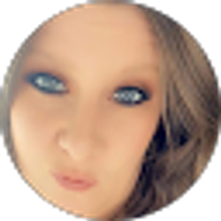 Profile photo of Julie Summers