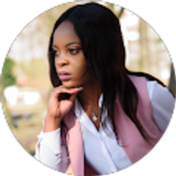 Profile photo of Miss Nadia