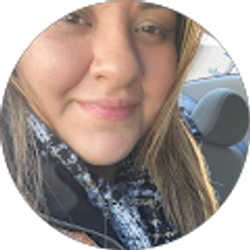 Profile photo of Yami Ramos