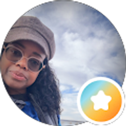 Profile photo of Nika Hu