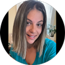 Profile photo of Ashley Velez