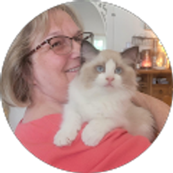 Profile photo of Teresa Adcock