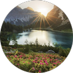 Profile photo of Julia