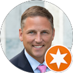 Profile photo of Jay Vallieres