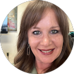 Profile photo of Shelly Baker