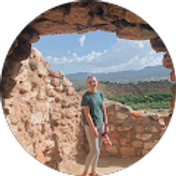 Profile photo of Eva Ballard