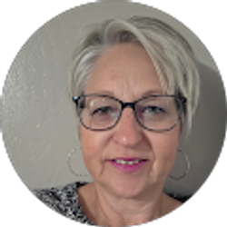 Profile photo of Sandy Rupp