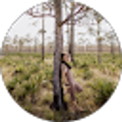 Profile photo of Cécile Antoine Alfonzo (Hold Your Hand LLC)