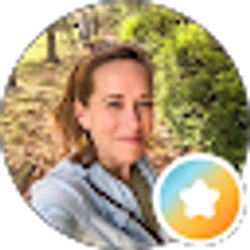 Profile photo of Lori Evenhouse