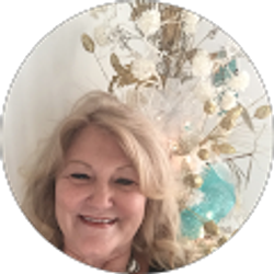 Profile photo of Sarah Wallace