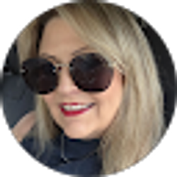 Profile photo of Lynn Allison