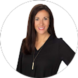 Profile photo of Jennifer Dean