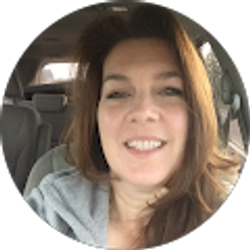 Profile photo of Shelly Stultz