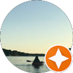 Profile photo of Lizzie Seeley