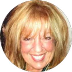 Profile photo of Cheryl Kujawski
