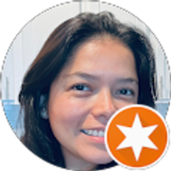 Profile photo of Yeni Valencia