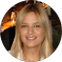 Profile photo of LILLY VELEZ